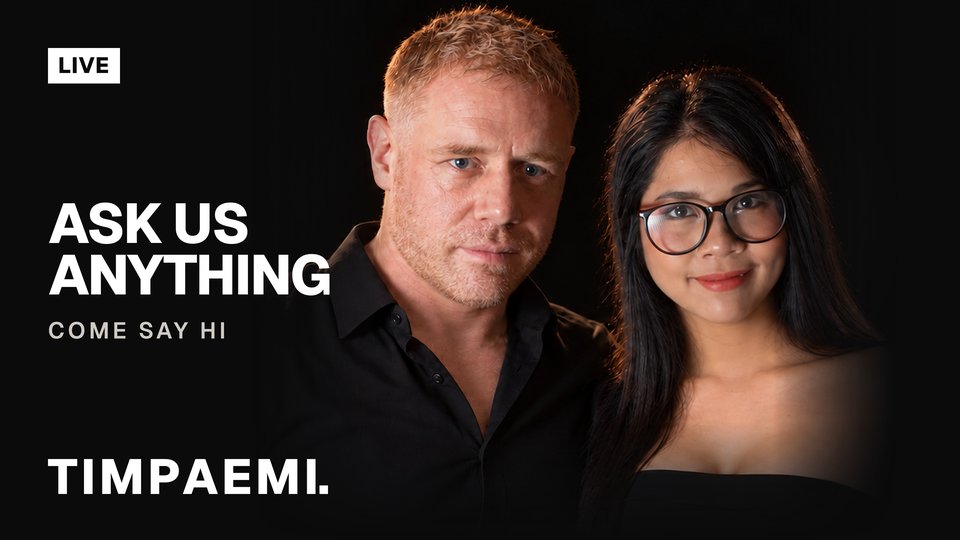 ภาพปกสำหรับรายการไลฟ์ของเราเอง: LIVE, Ask us anything, Come say hi ข้างทิมและแพมี่ พร้อมชื่อ TIMPAEMI