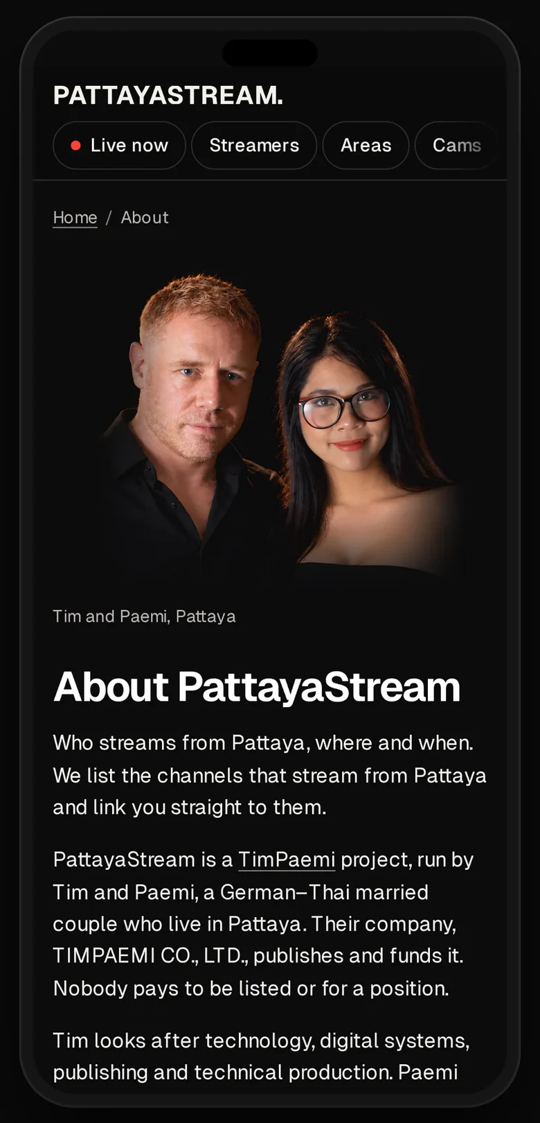About PattayaStream on a phone, with Tim and Paemi’s portrait: who streams from Pattaya, where and when.